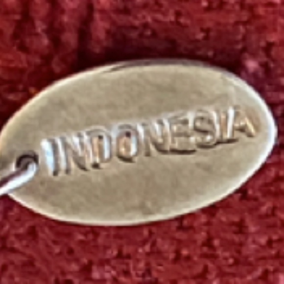 JDGO Indonesia Circle of Friends Necklace - Picture 7 of 7